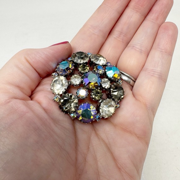 Vintage Crystal Pin Brooch Prong Rhinestone Silver Tone Sparkly AB Unmarked - Picture 1 of 8